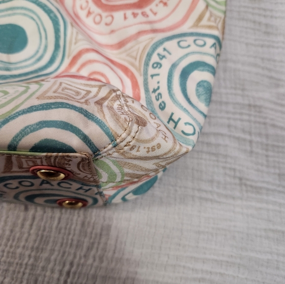 Rare Coach Beach Tote Multicolor F19184 - Picture 7 of 16